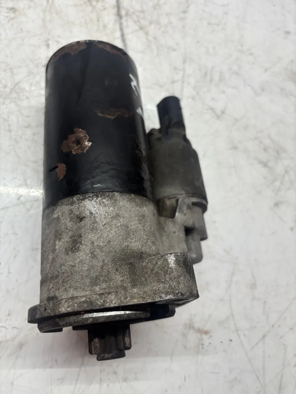 Motor de arranque Volkswagen Crafter 2.5 TDI BJK 076911023A