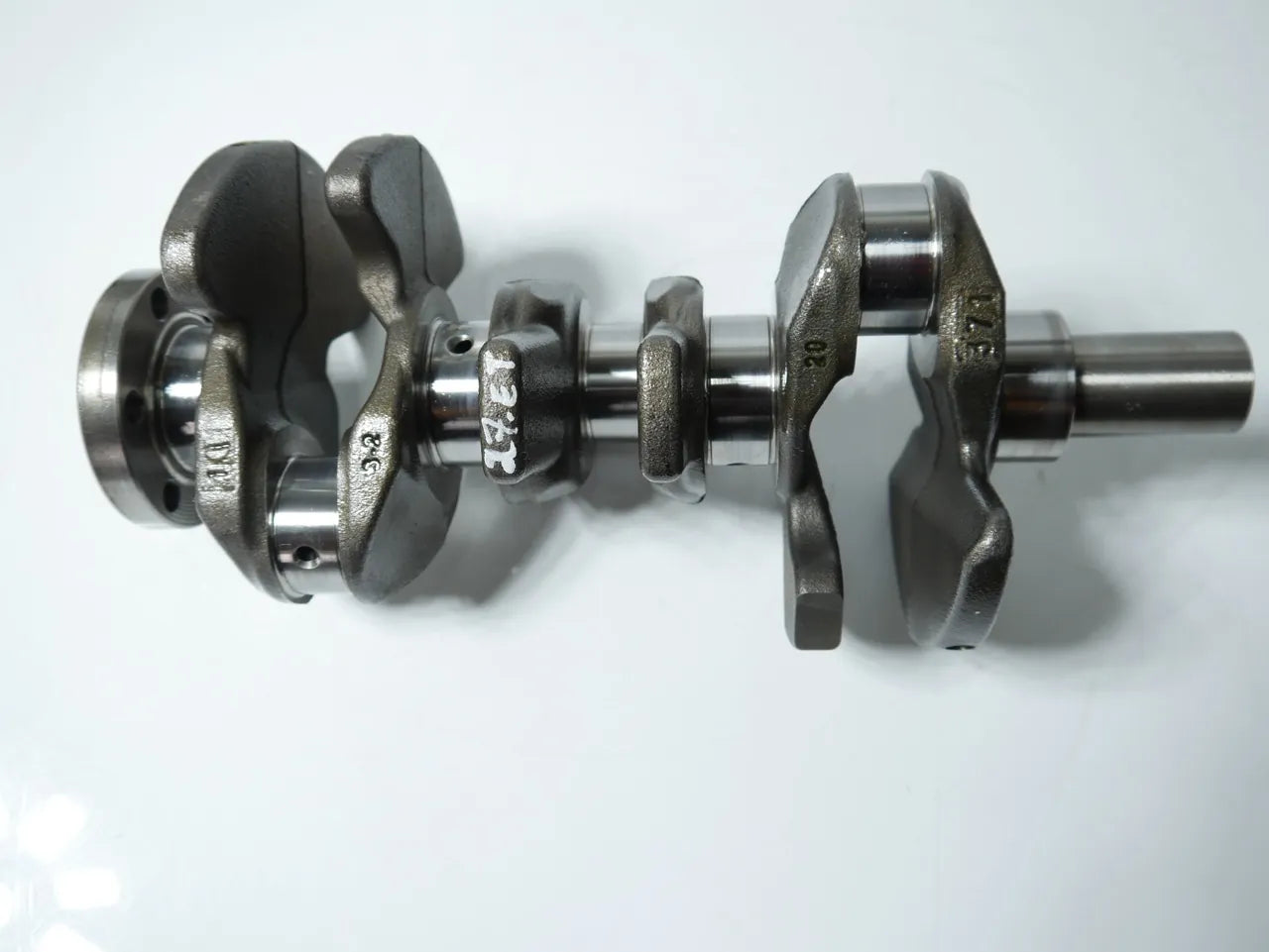 Cigüeñal Ford Fiesta MK71.0 EcoBoost SFJN H6BG-6303-BA