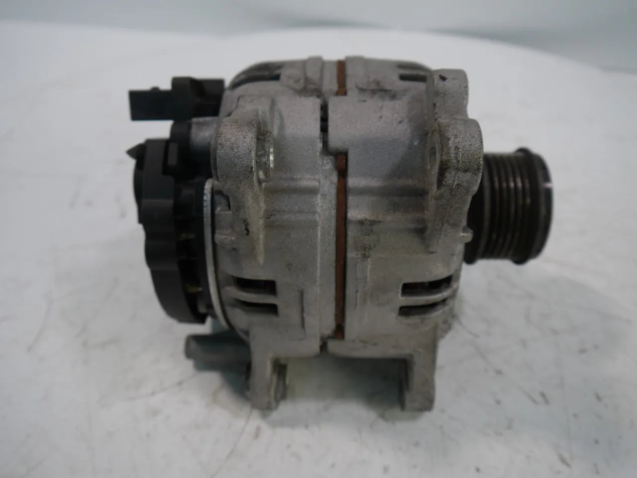 Alternador Audi Seat Volkswagen A3 Leon Golf VII 2.0 TDI CRLB CRL 03L903023K