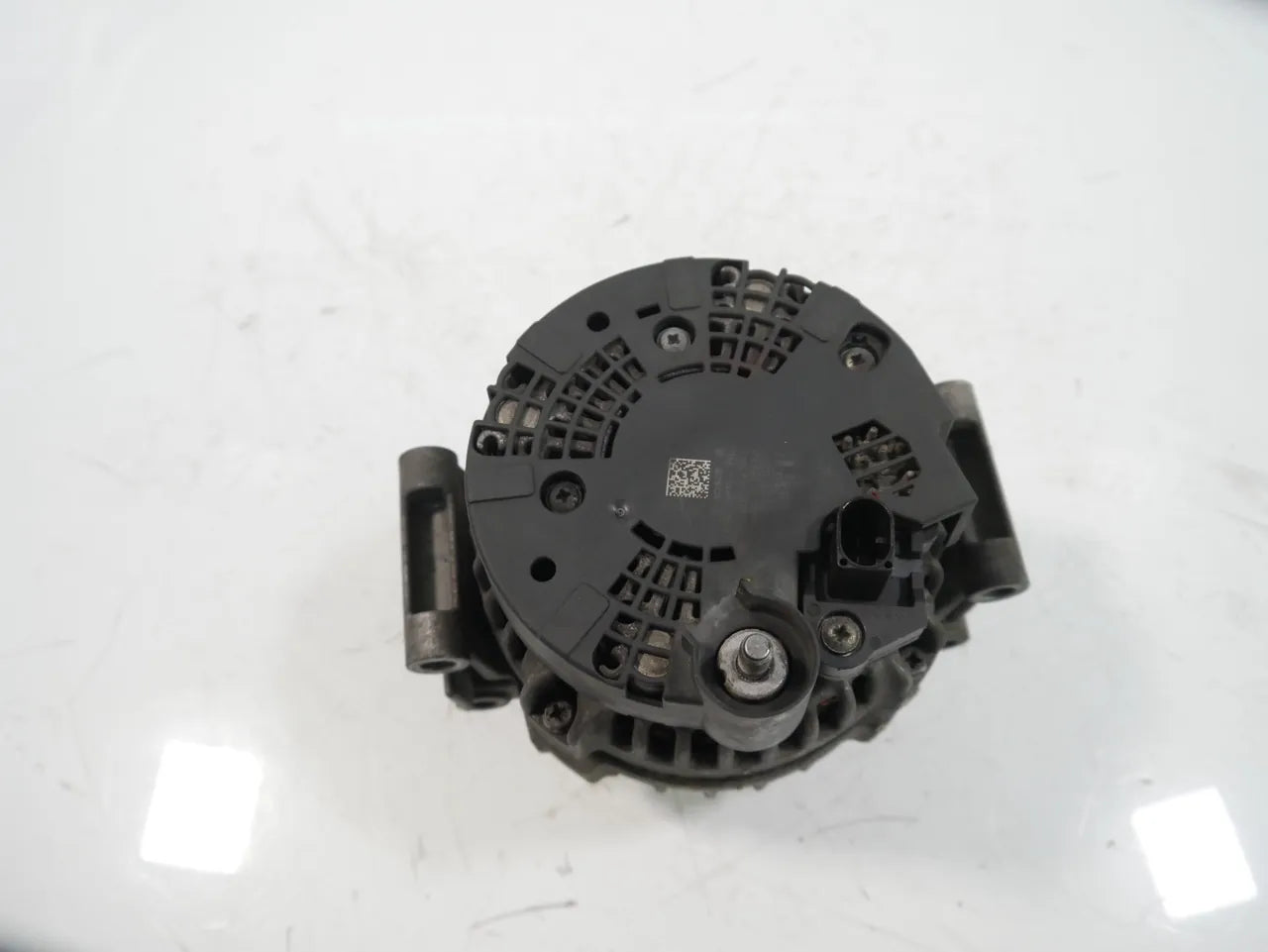 Alternador Audi A5 8TA 2,0 TFSI quattro CDNC CDN 06H903017J