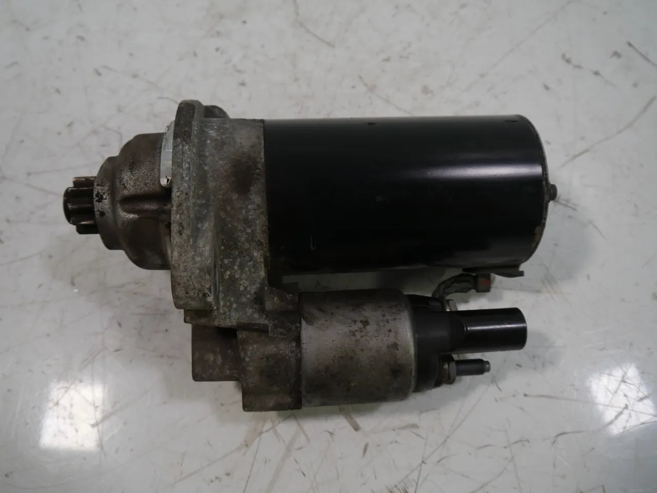 Motor de arranque Volkswagen Skoda Audi Passat Octavia A3 1.9 TDI BKC 02Z911023F 0001123012
