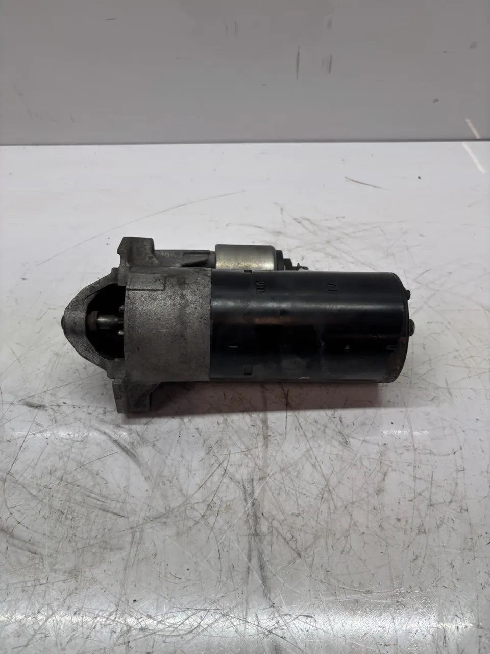 Motor de arranque Volvo V70 III 2.4 D D5244T14 30782228