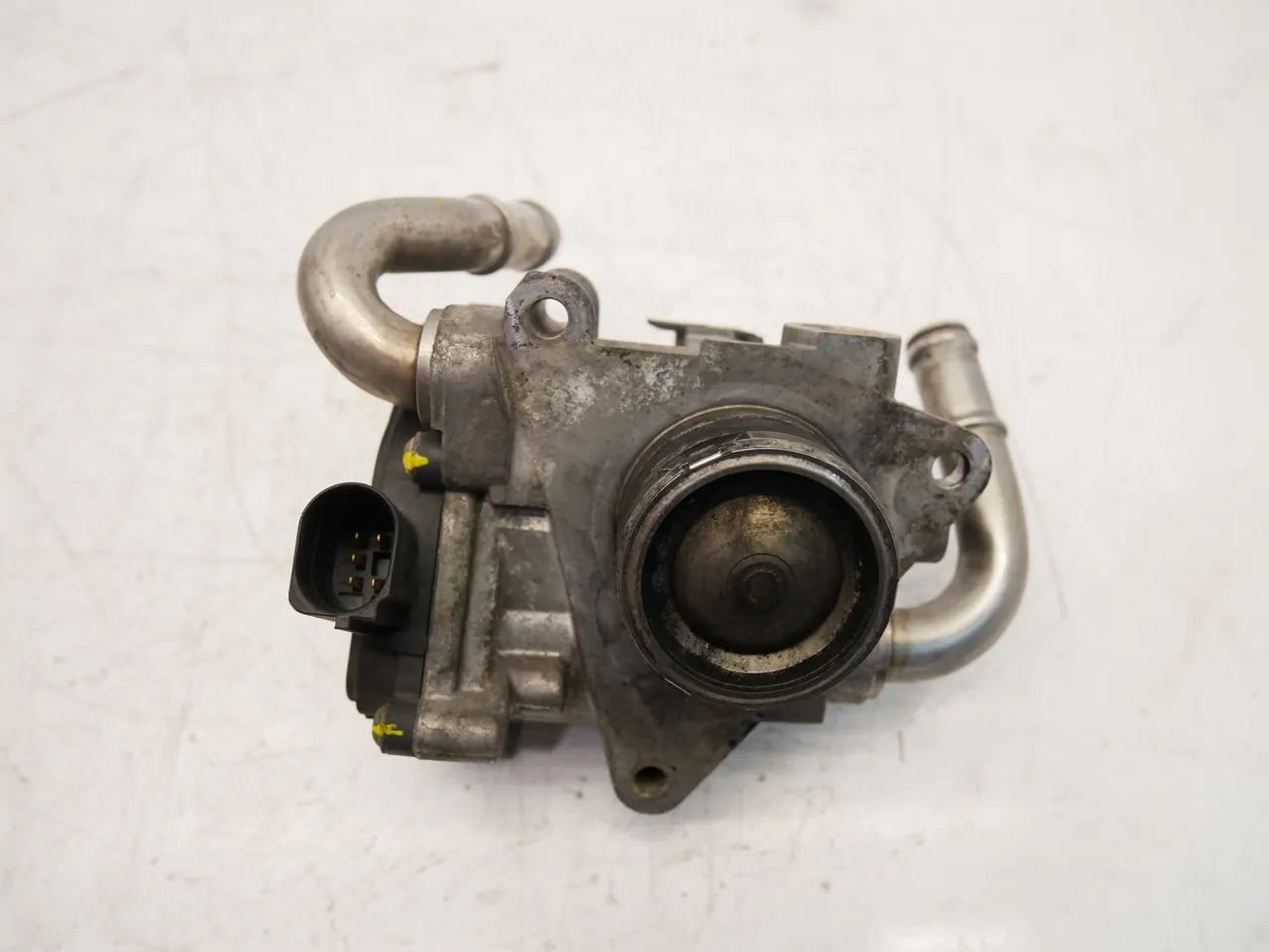 Válvula EGR Volkswagen Passat MK7 B8 1.6 TDI DCZA DCZ DGT 04L131501RV