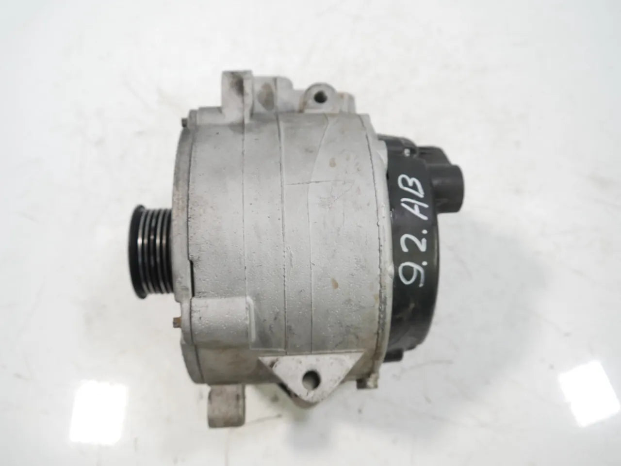 Alternador Porsche Cayenne 4.5 S V8 M48.00 M48 48.00 94860301502