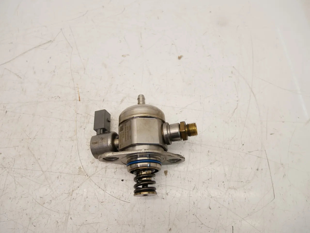 Bomba de combustible Volkswagen Jetta MK4 2.0 TFSI CBFA 06H127025N