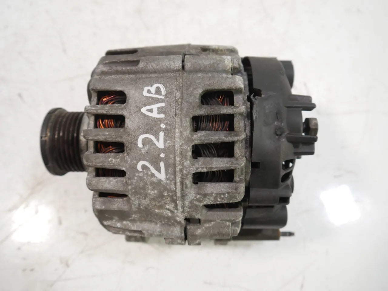 Alternador Audi Seat Volkswagen A3 Leon Golf VII 2.0 TDI CRLB CRL 03L903023L