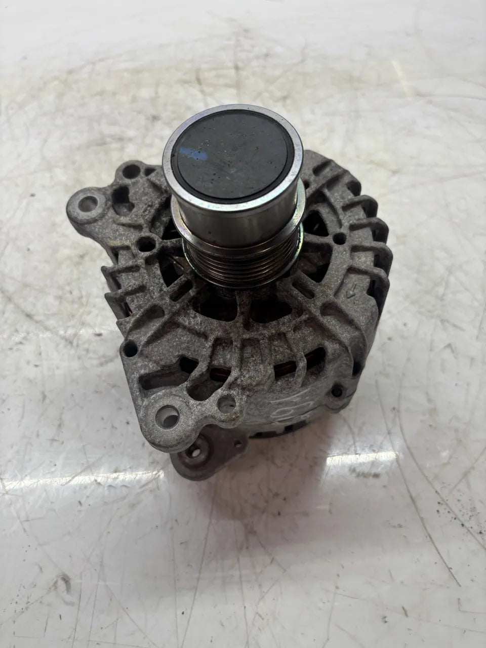 Alternador Audi Seat Skoda A1 Golf VII 1.4 TFSI TSI CZCA CZA 04C903023K