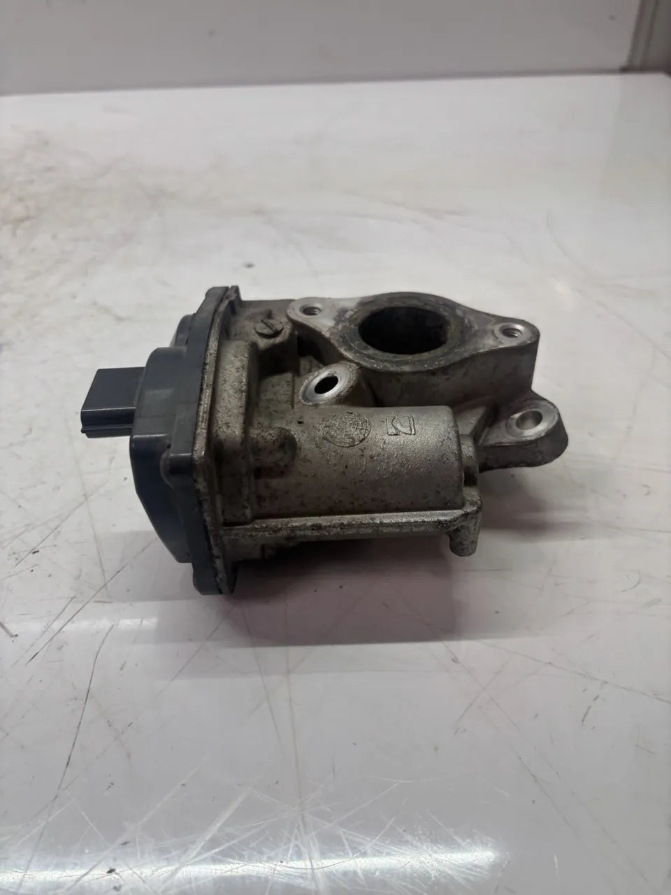 Válvula EGR Nissan Juke 1.5 dCi K9K636 K9K 1471000Q0Z
