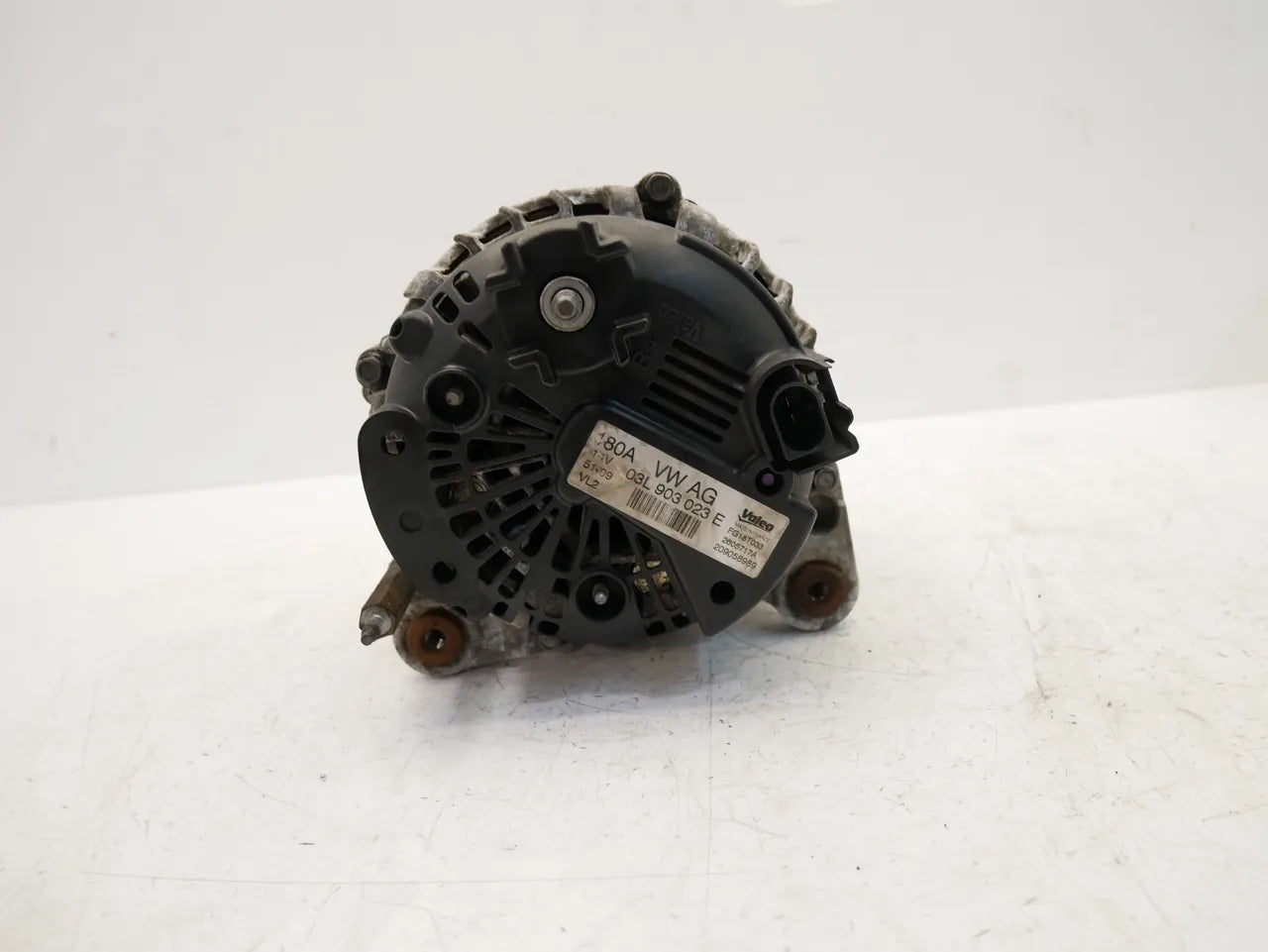 Alternador Audi Volkswagen A3 Eos Passat Tiguan 2.0 TDI CBAB CBA 03L903023E