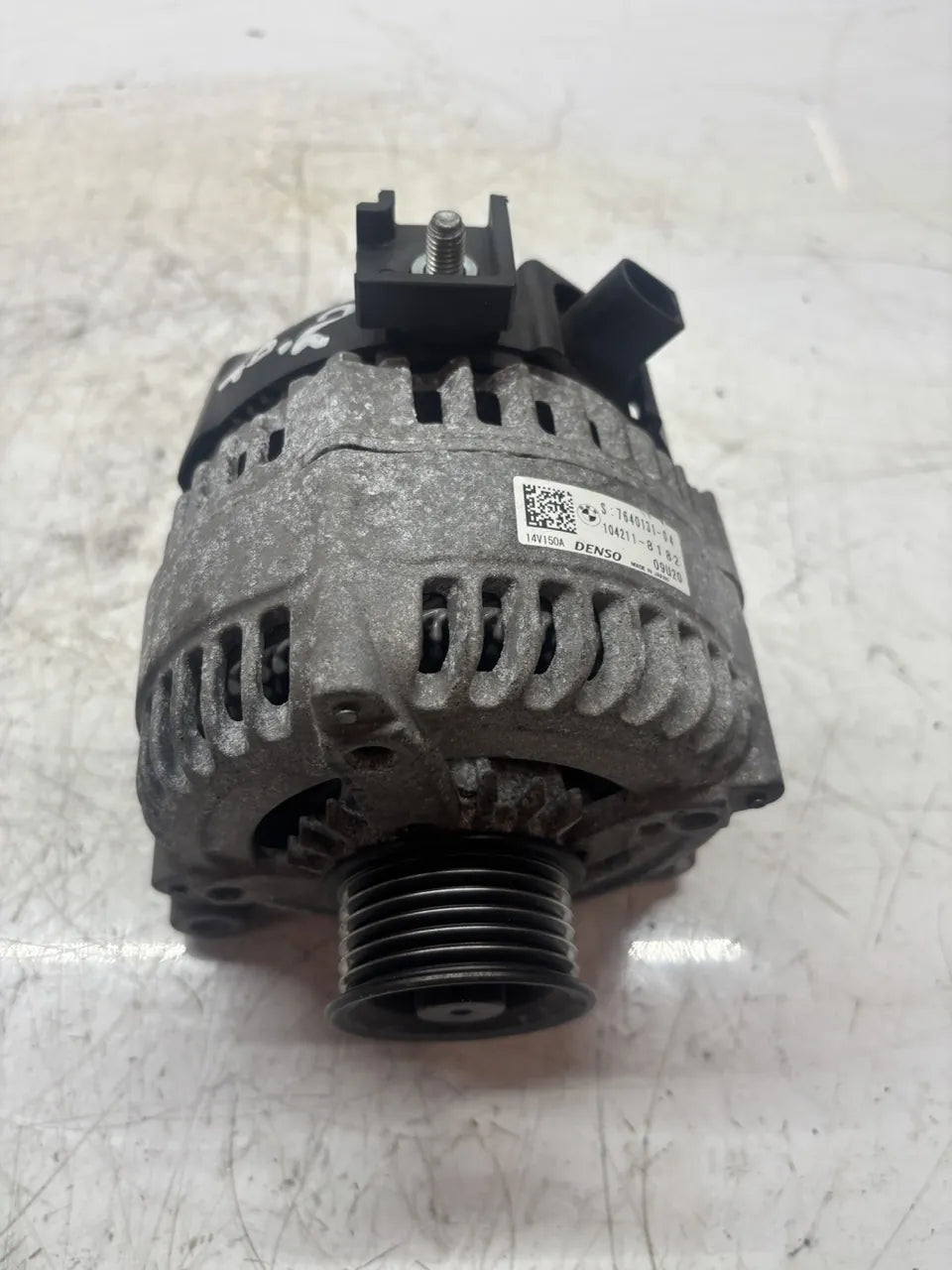 Alternador BMW Serie 3 F30 F31 F34 2.0 320d B47D20A B47 7640131