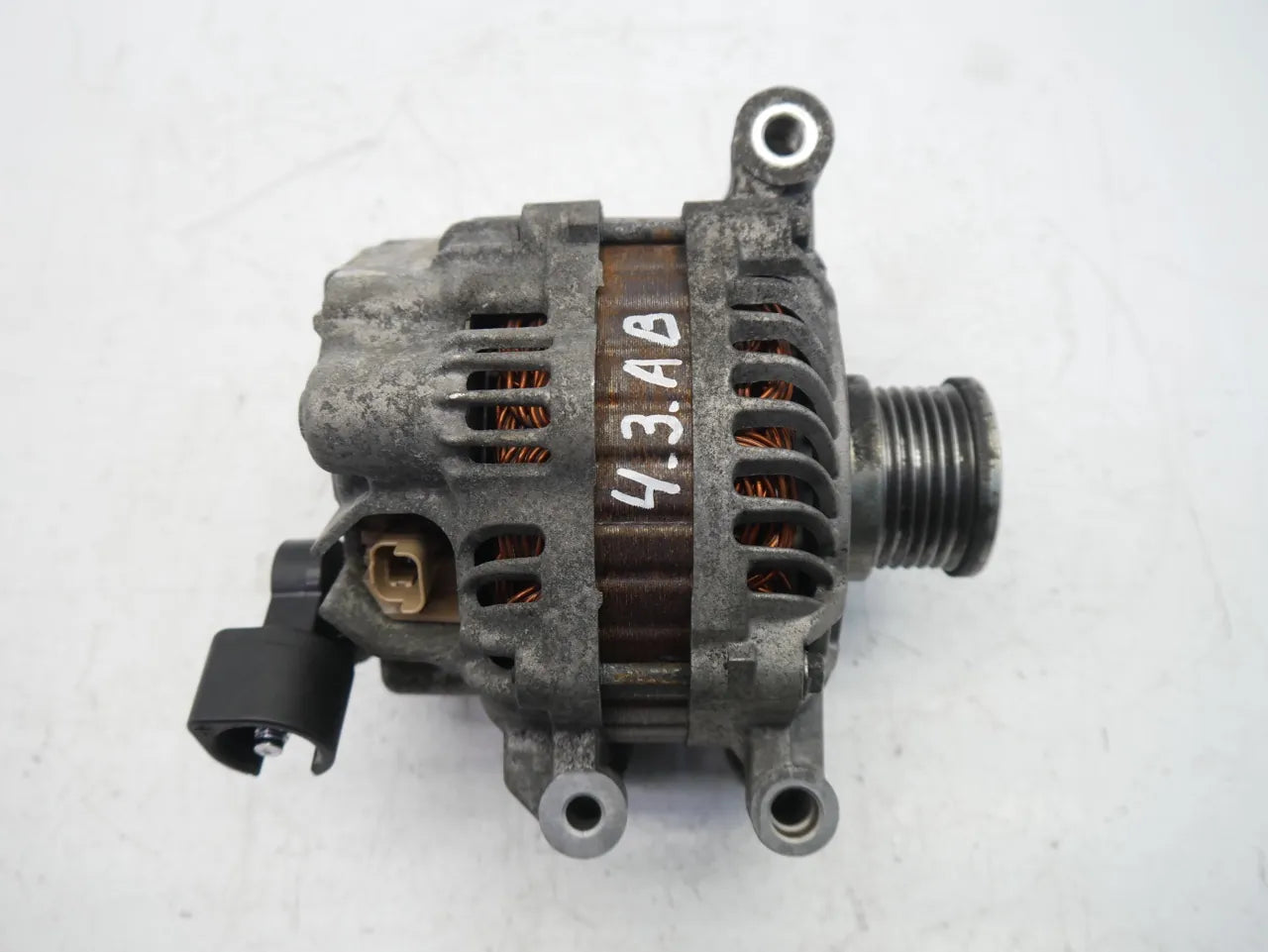Alternador Peugeot Citroen C4 308 207 1.6 5FV EP6CDT 5F02 1638095080