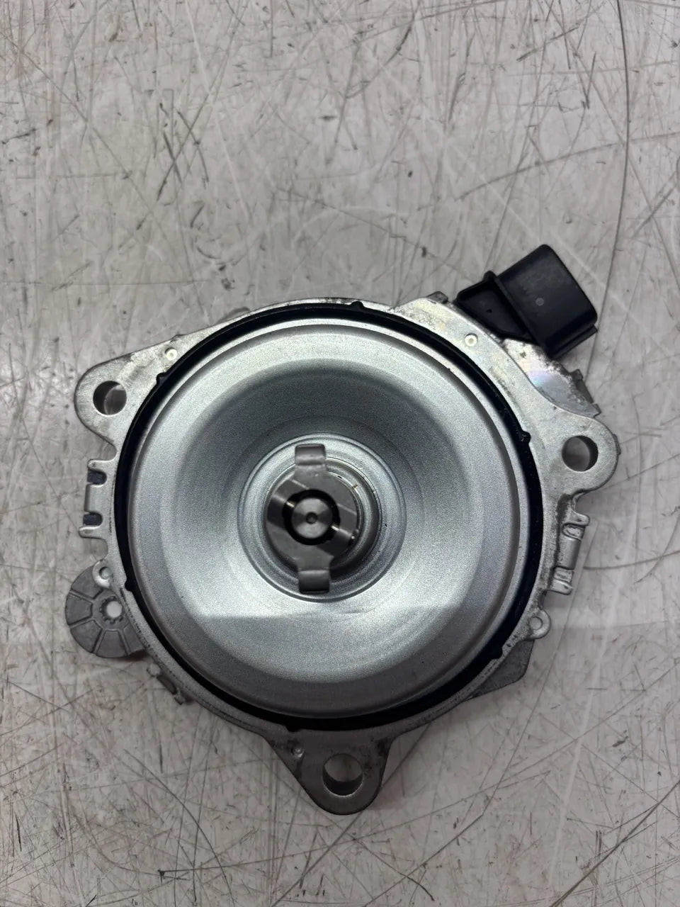 Electroválvula Mazda 3 BP 2.0 Skyactiv-X M Hybrid HFY1 HF01 HF 235100-1000