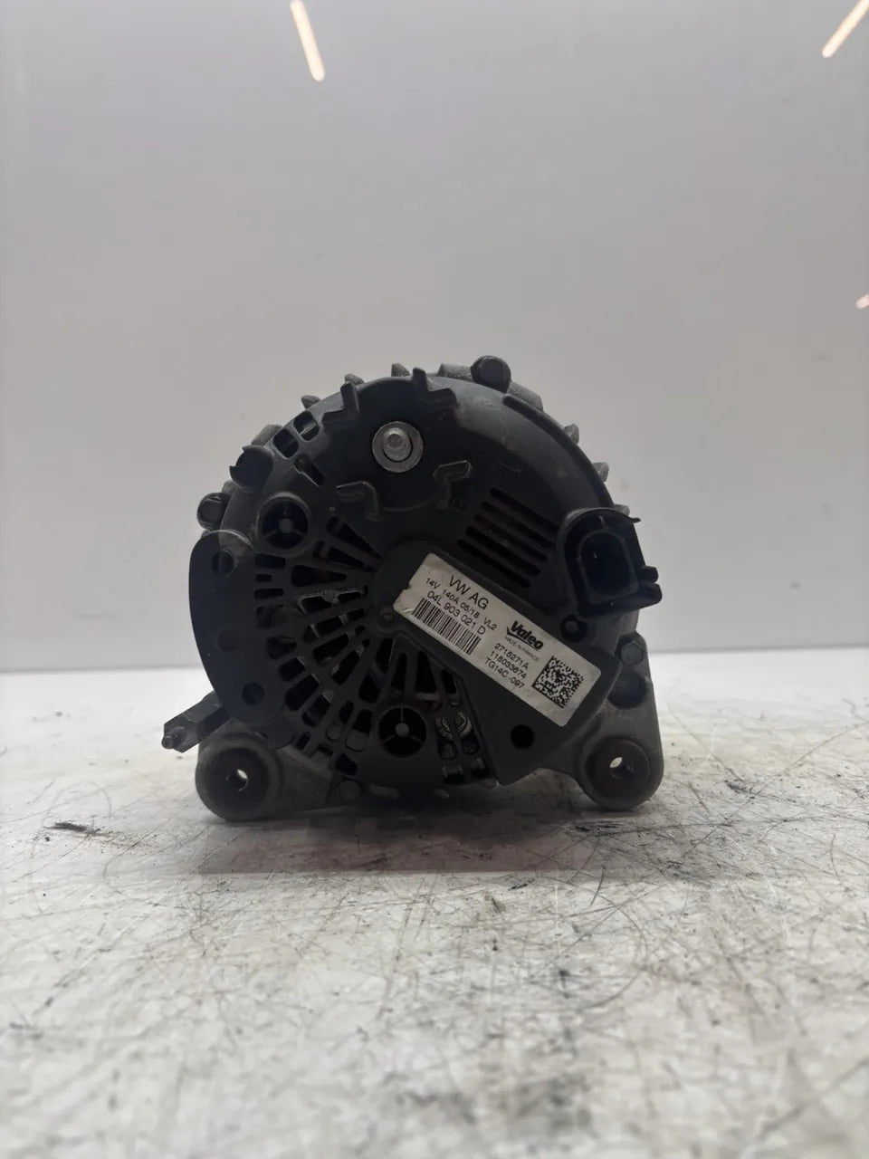 Alternador Audi Volkswagen A3 Golf VII 2.0 TDI DGCA DGC 04L903021D