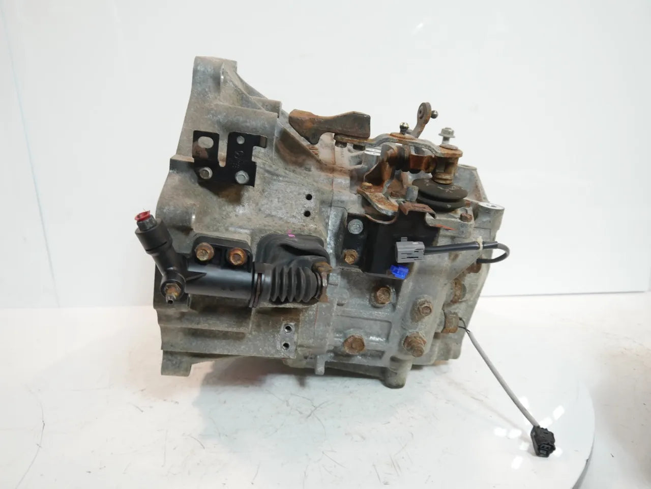 Transmisión Caja de cambios manual Mazda 6 Sport 2.2 MZR-CD R2AA R2 AA1001