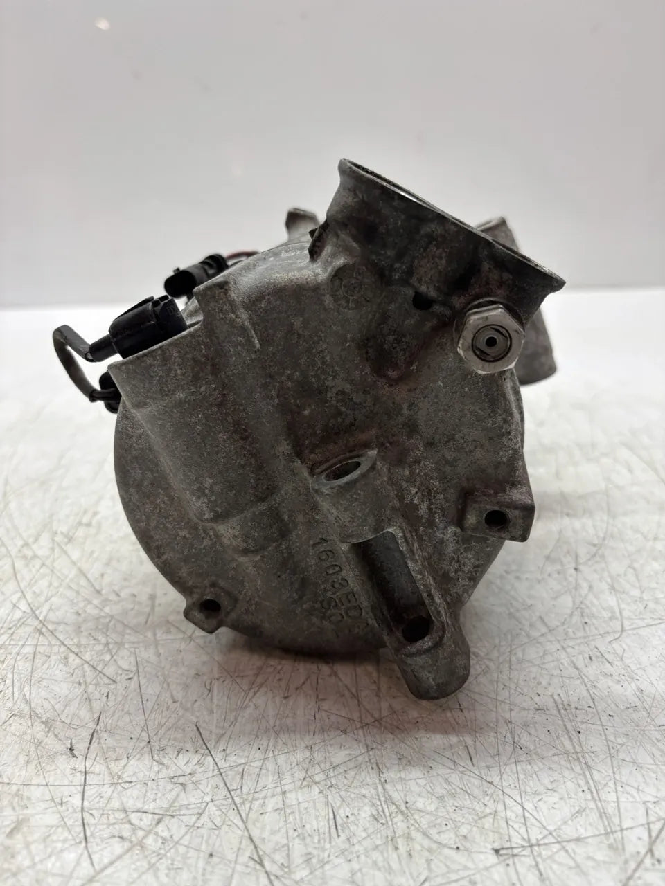 Compresor de aire acondicionado Opel Insignia A 2.0 CDTI A20DTE LHV A20 P22861236