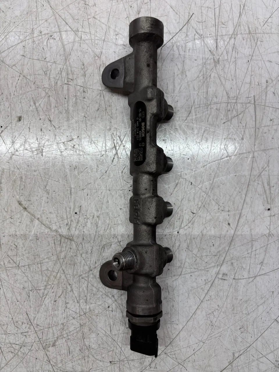 Tubo de raíl Opel Insignia A 2.0 CDTI A20DTE LHV A20 55576177