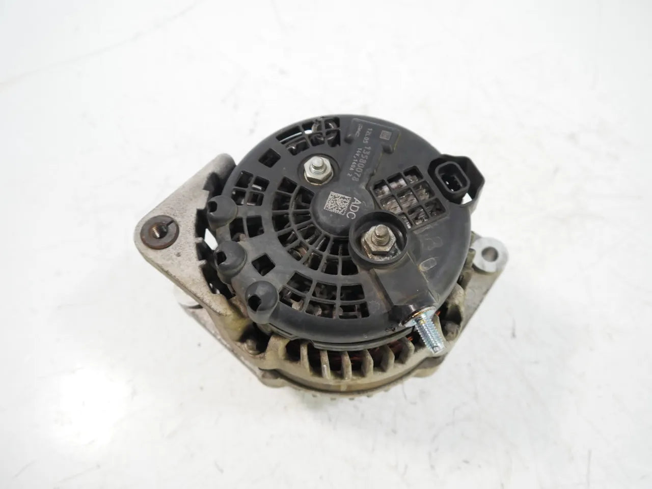 Alternador Opel Antara A 2,2 CDTI Z22D1 A22DM Z22 LNQ 13580078