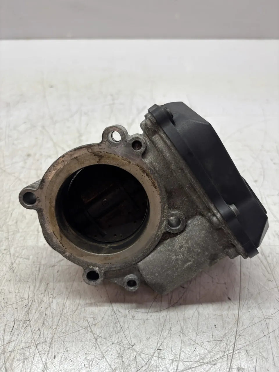 Mariposa Audi A5 Q5 A4 2.0 TFSI CDNC CDN 06F133062Q