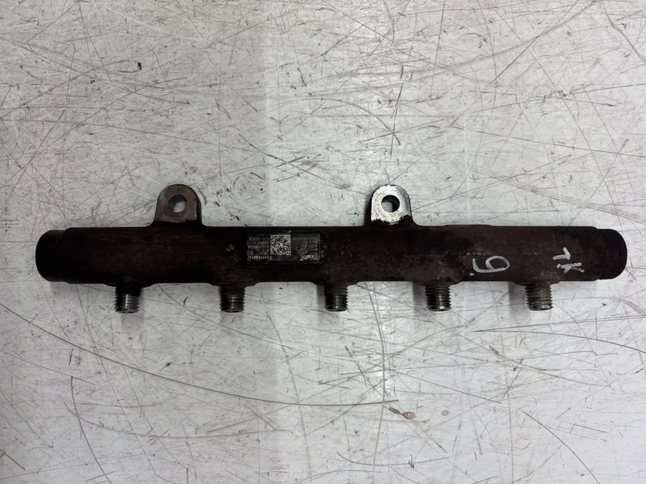 Tubo de raíl Ford Transit V363 2.2 TDCi CYR5 BK2Q-9D280-AB