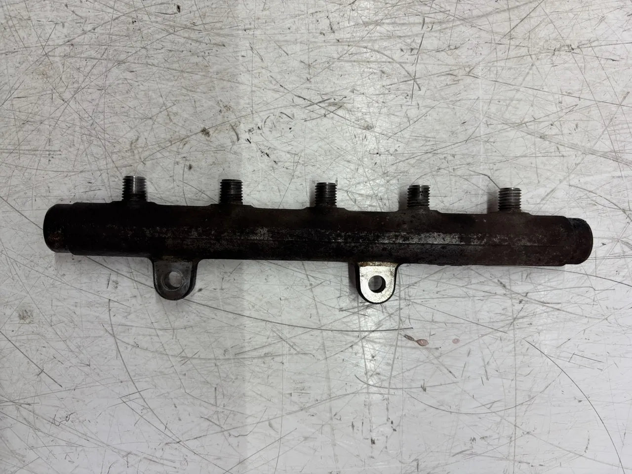 Tubo de raíl Ford Transit V363 2.2 TDCi CYR5 BK2Q-9D280-AB