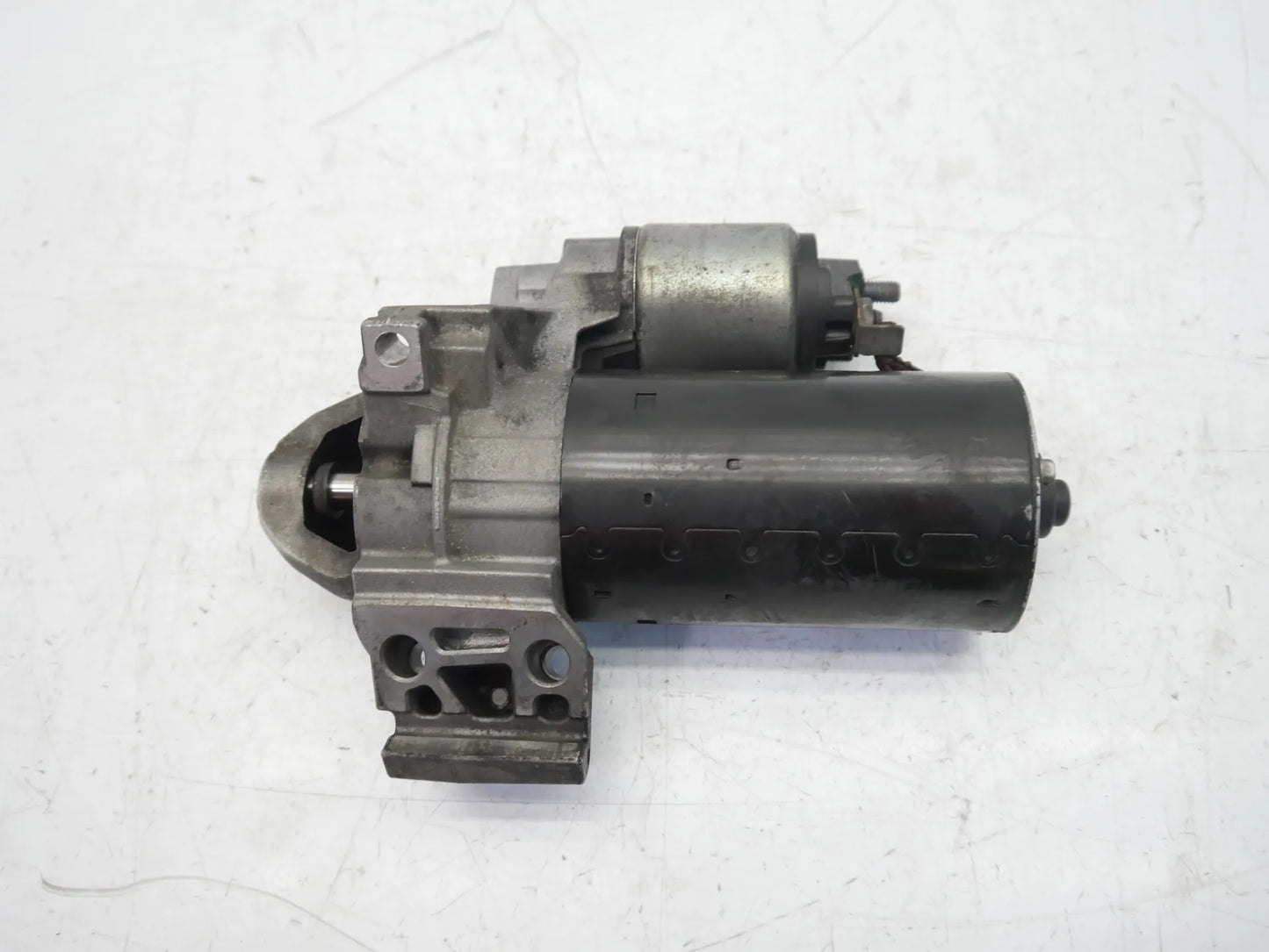 Motor de arranque BMW Serie 1 E82 2.0 118d N47D20C N47D20U0 N47 8570383