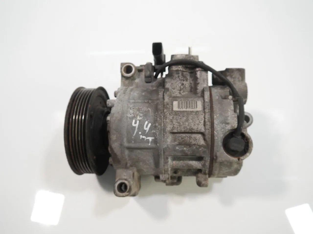 Compresor de aire acondicionado Audi A4 B6 A6 C5 2.4 BDV 8E0260805F