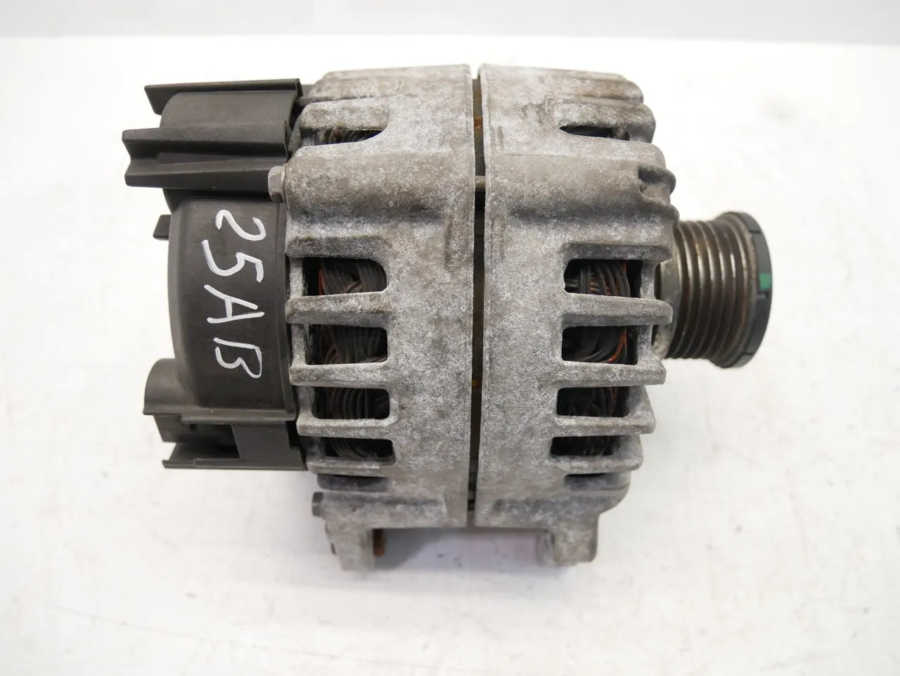 Alternador Audi A6 2.0 TDI DDDA DDD 04L903017C