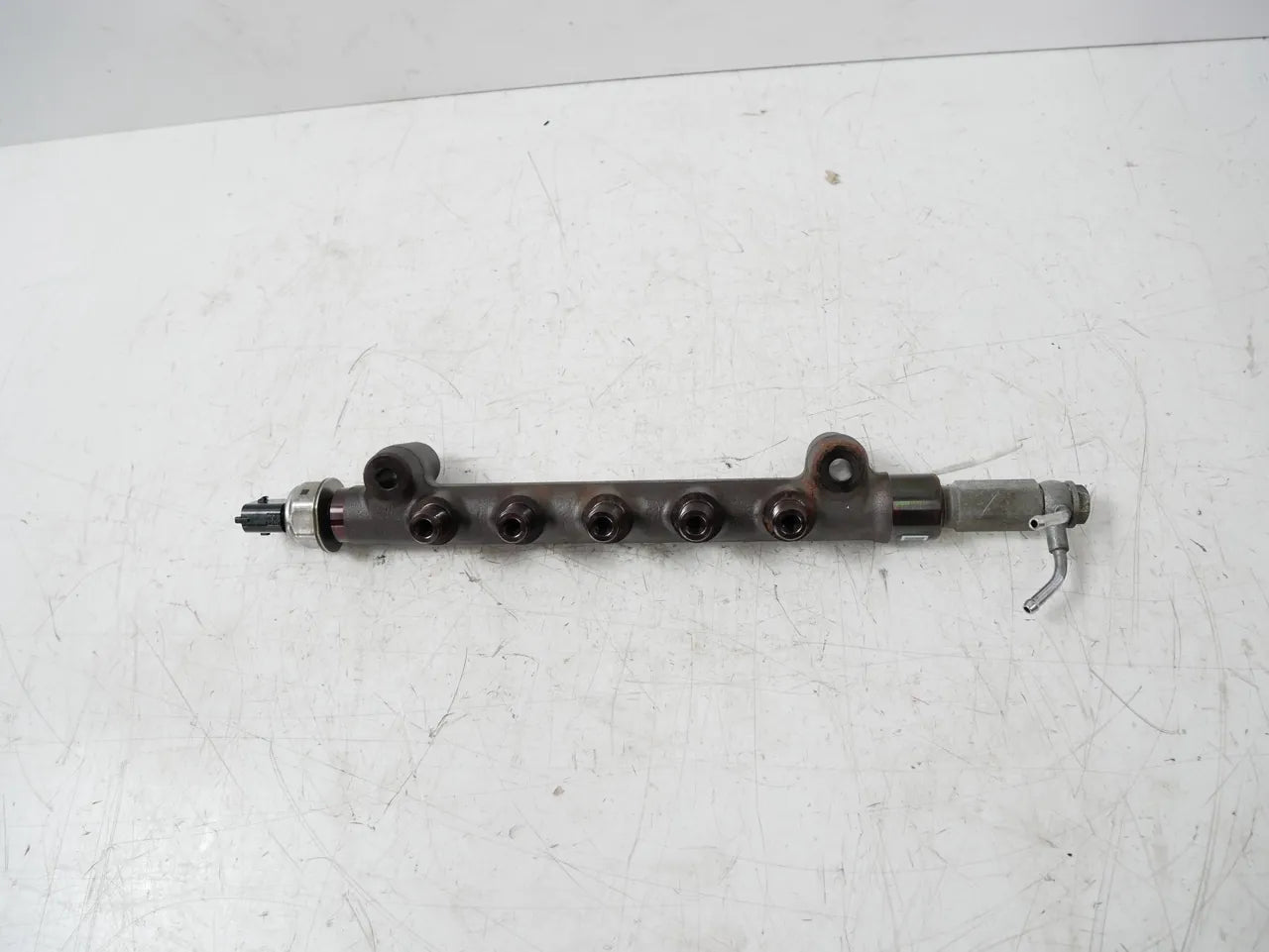Tubo de raíl Opel Astra J Insignia A 1.6 CDTi B16DTH LVL 55490702