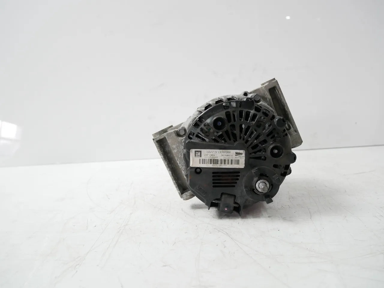 Alternador Opel Astra J Insignia A 1.6 CDTi B16DTH LVL 13586366