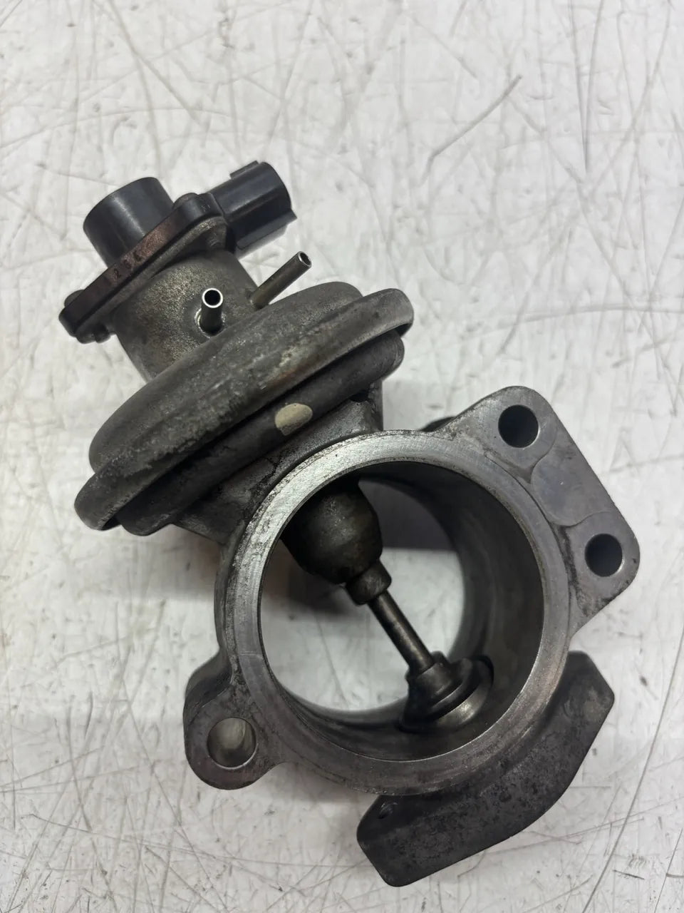 Válvula EGR Toyota Land Cruiser J12 3.0 D-4D 1KD-FTV 25800-30120