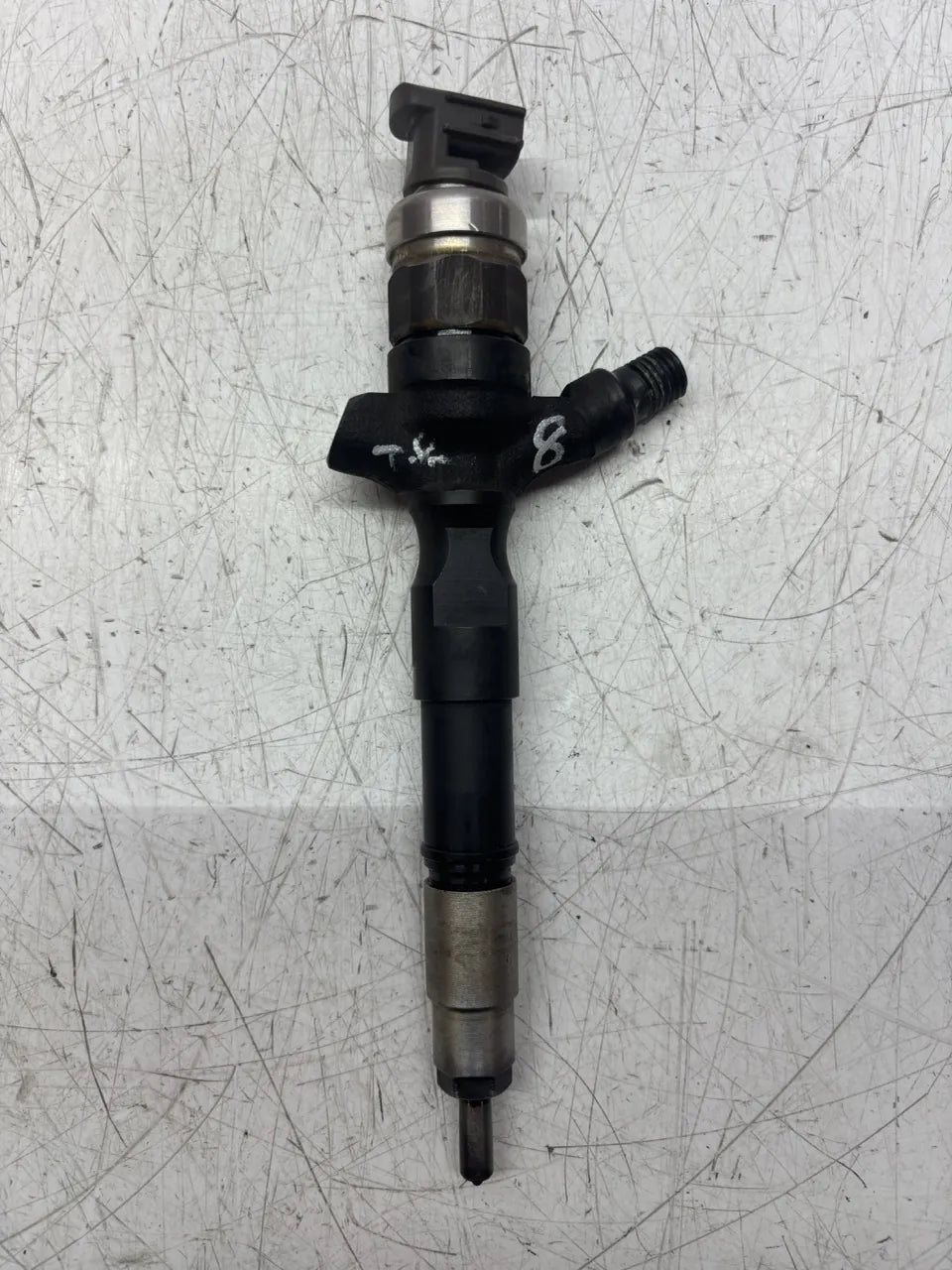 Inyector Toyota Land Cruiser J12 3.0 D-4D 1KD-FTV 23670-39185