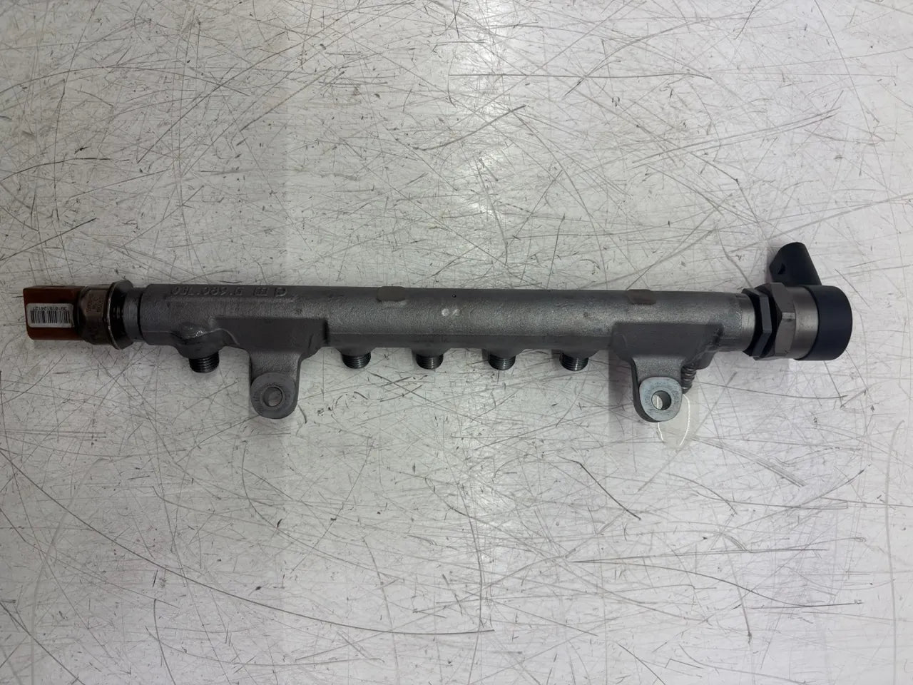 Tubo de carril Audi Seat Q5 A4 B8 A5 A6 C6 Exeo 2.0 TDI CAHA CAH 03L130089A