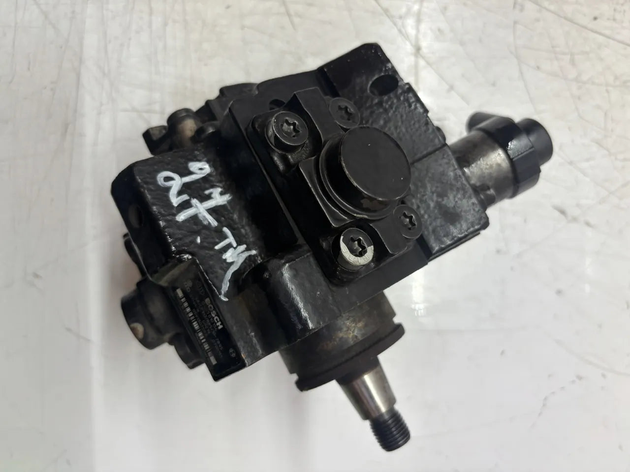 Bomba de alta presión Audi A4 B7 A6 C6 2.7 TDI BPP 059130755S