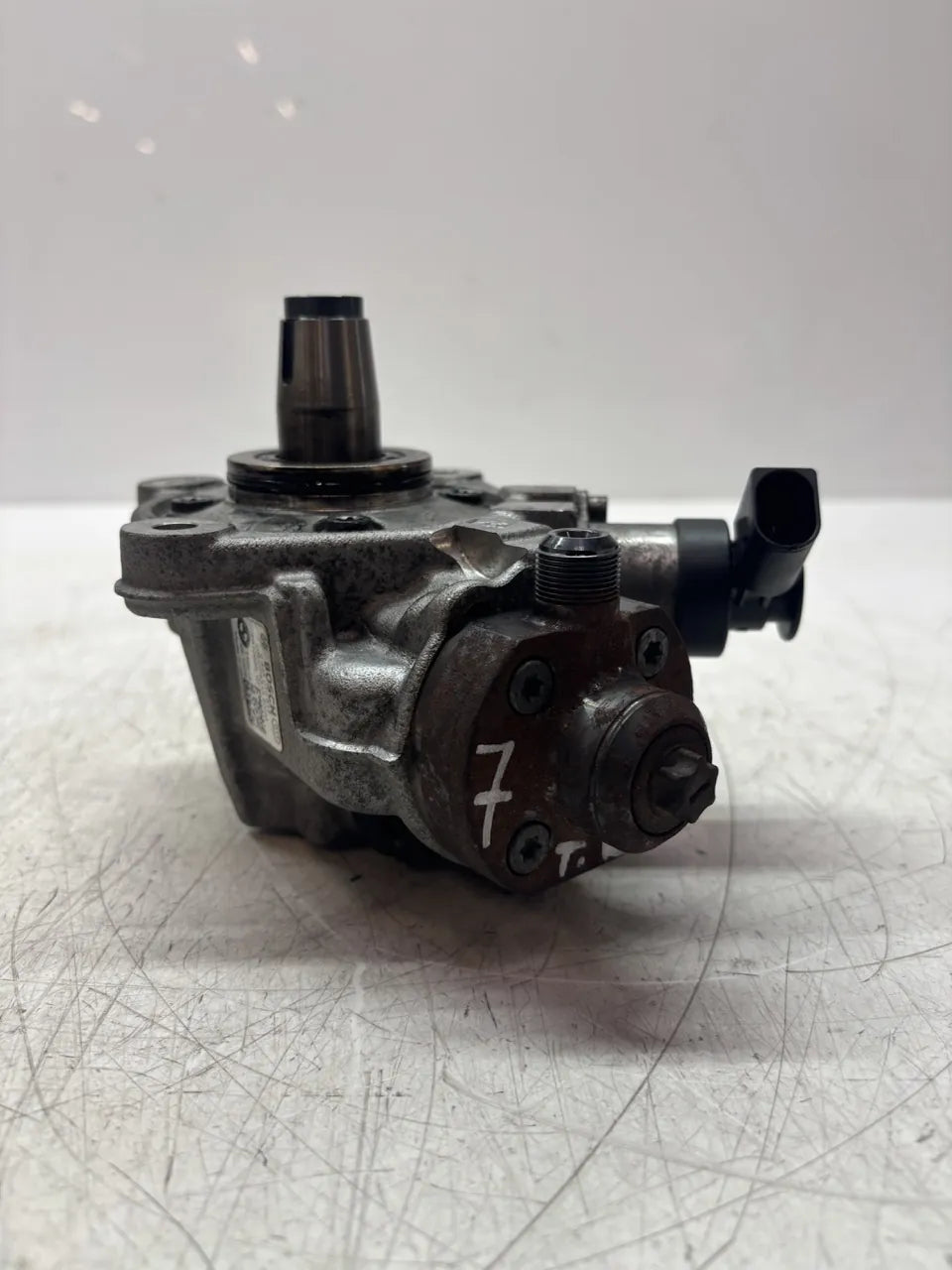 Bomba de alta presión BMW Serie 5 F10 F11 2.0 520d N47D20C 7810696