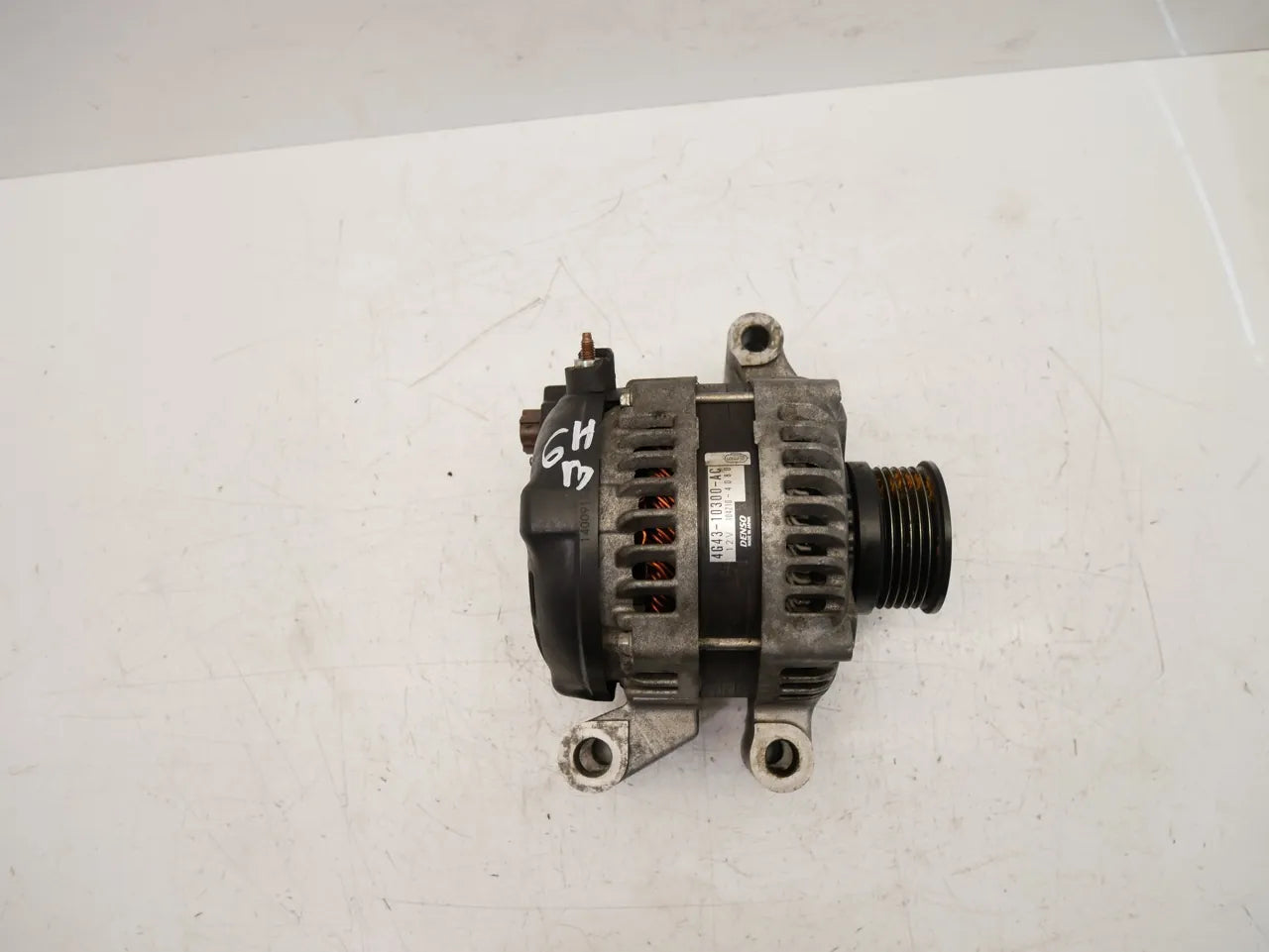 Alternador Aston Martin DB9 6.0 V12 AM04 4G43-10300-AC