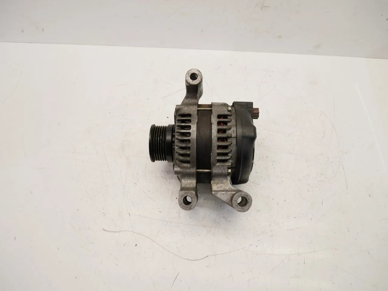 Alternador Aston Martin DB9 6.0 V12 AM04 4G43-10300-AC