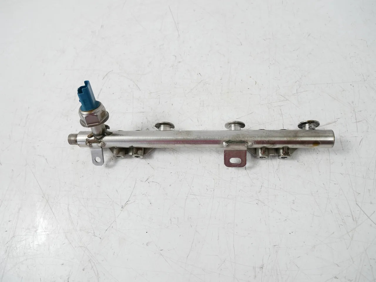 Barra de inyectores Nissan Juke Qashqai 1.2 DIG-T HRA2DDT HRA2 H5F 175226637R