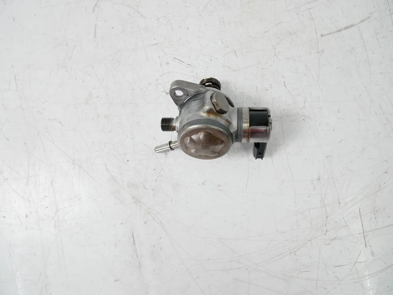 Bomba de combustible Nissan Juke Qashqai 1.2 DIG-T HRA2DDT HRA2 H5F 166307214R