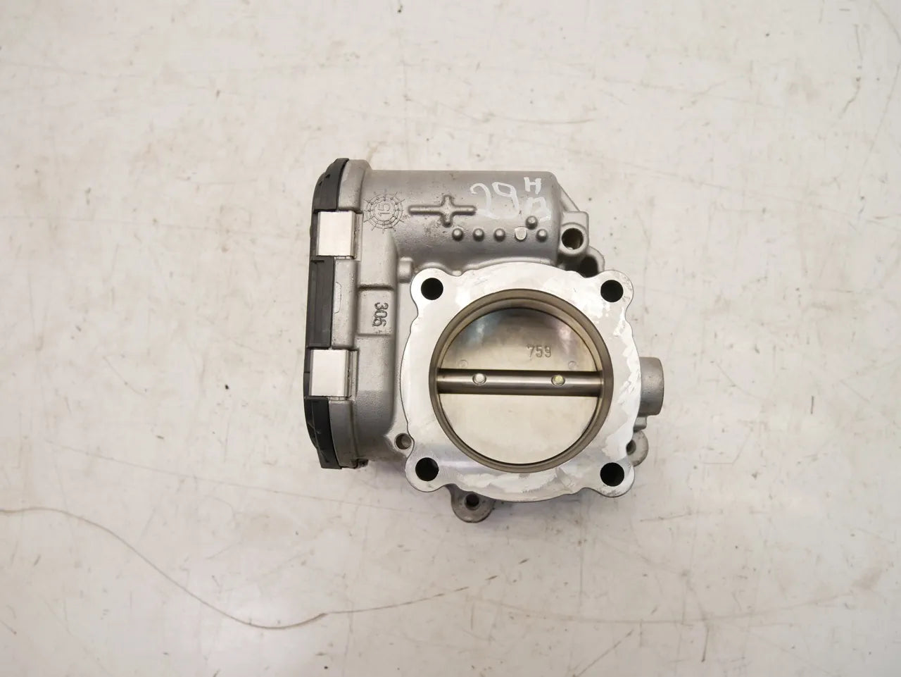 Mariposa Alfa Romeo Giulia 2.9 Quadrifoglio 670050436 670051313