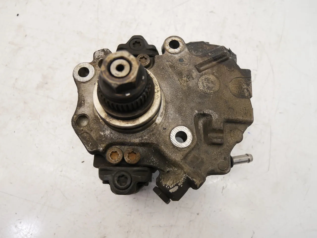 Bomba de alta presión Mercedes-Benz Clase E C207 220 CDI OM651.911 OM651 A6510701201