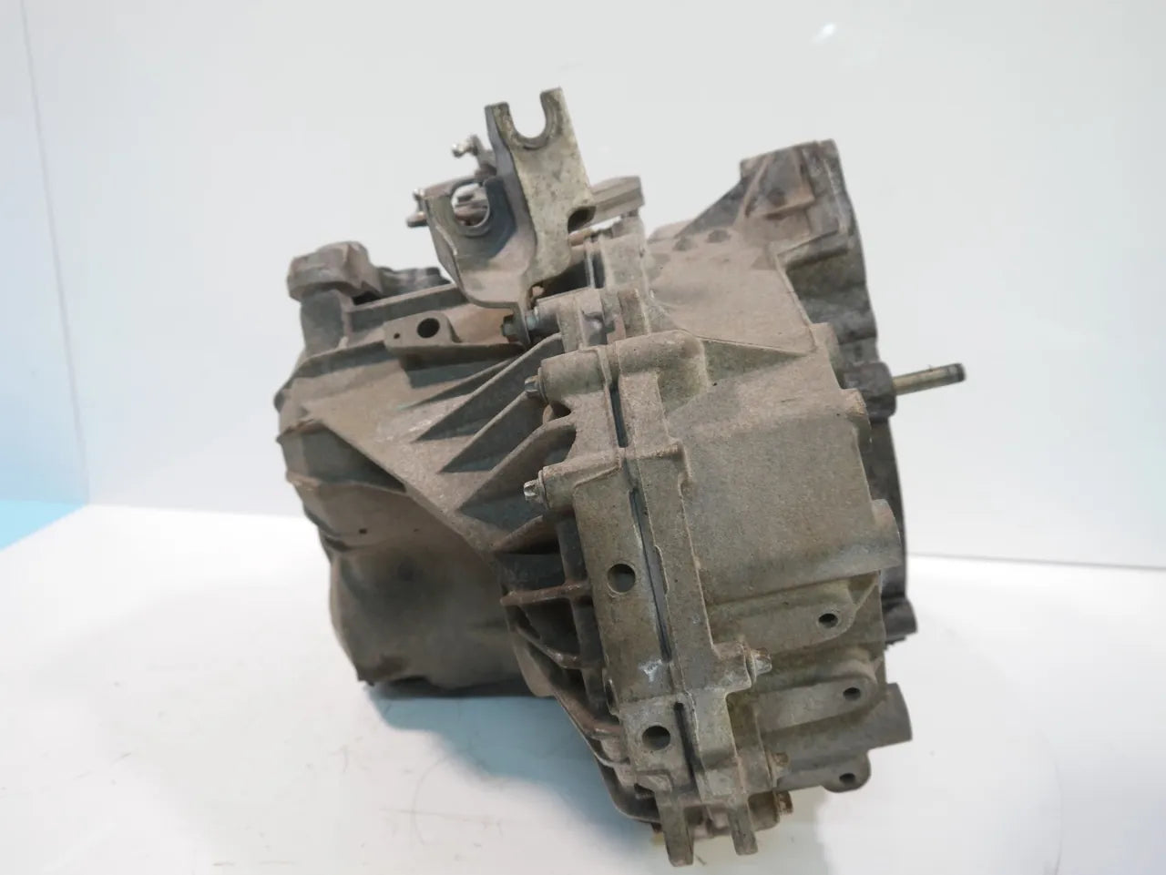 Caja de cambios manual Opel Insignia A 2.0 CDTI B20DTH B20 LFS 55583502
