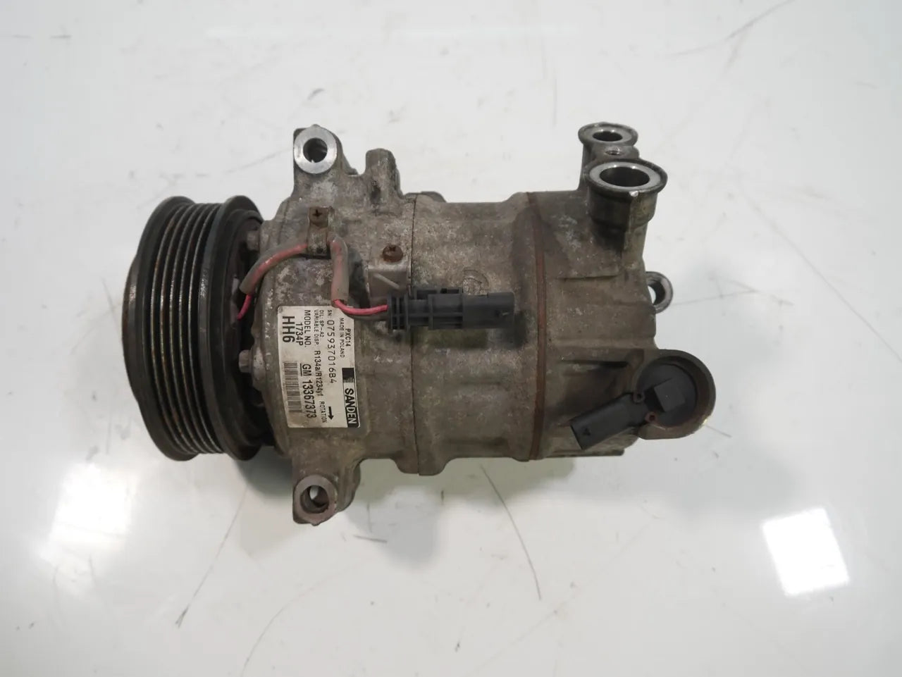 Compresor de aire acondicionado Opel Insignia A 2.0 CDTI B20DTH B20 LFS 13367373