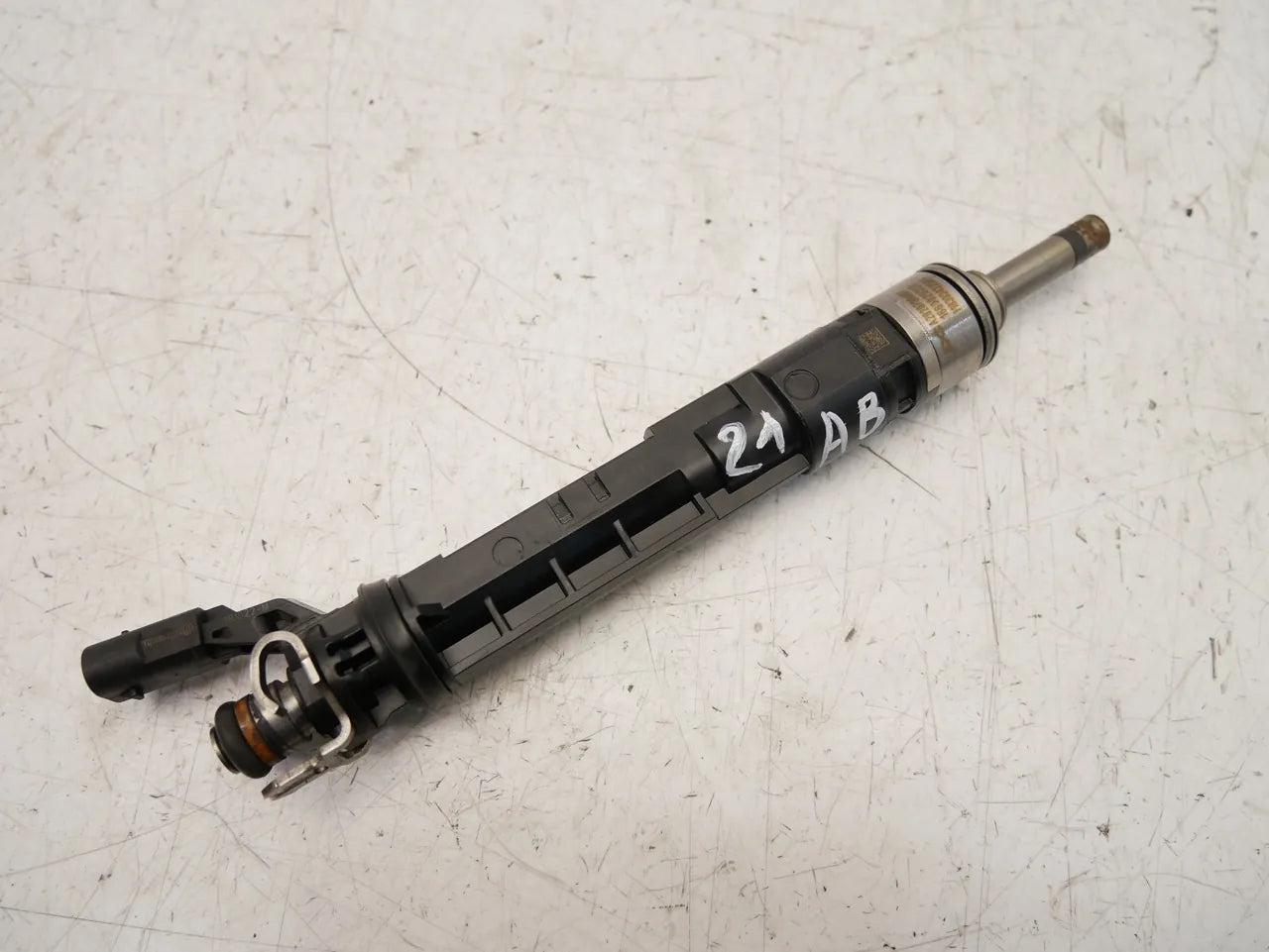 Inyector Nissan Qashqai 1,3 DIG-T HR13DDT HR13 166002932R