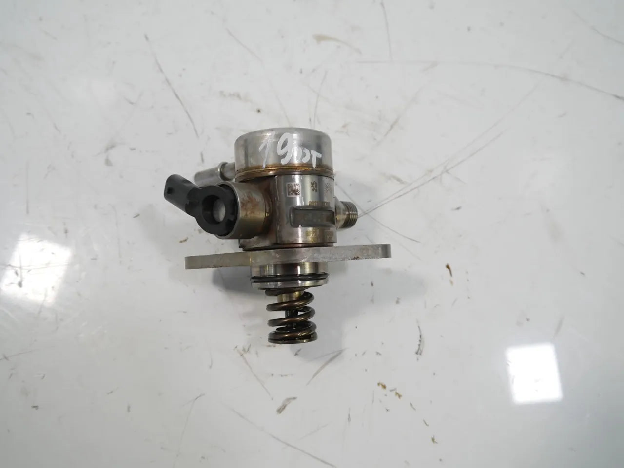 Bomba de combustible Peugeot 208 C4 1.2 PureTech HN05 EB2ADT HNK 9812133780