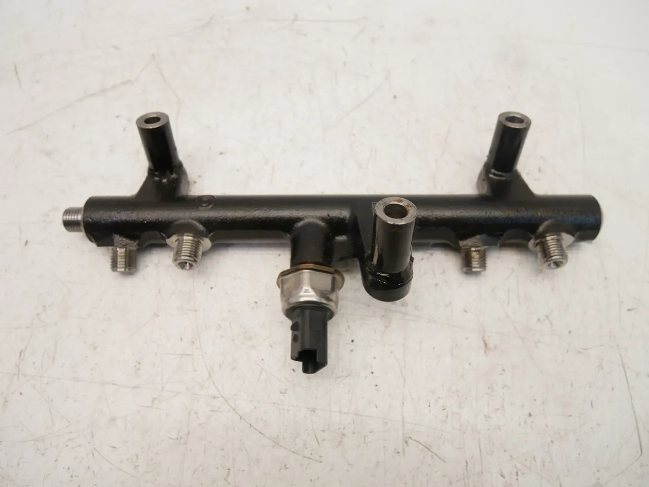 Tubo de raíl Toyota Proace 2.0 D4d D 4WZ-FHV DW10FC 9681909680