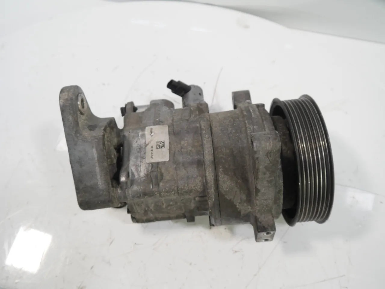 Servo bomba BMW Serie 5 F07 3.0 530d N57D30A N57 N57D30O0 6776187