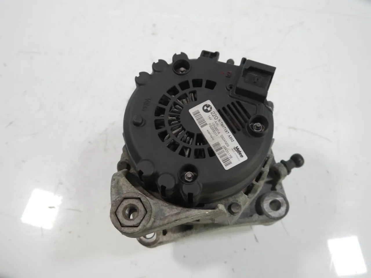 Alternador BMW Serie 5 F07 3.0 530d N57D30A N57 N57D30O0 7807187