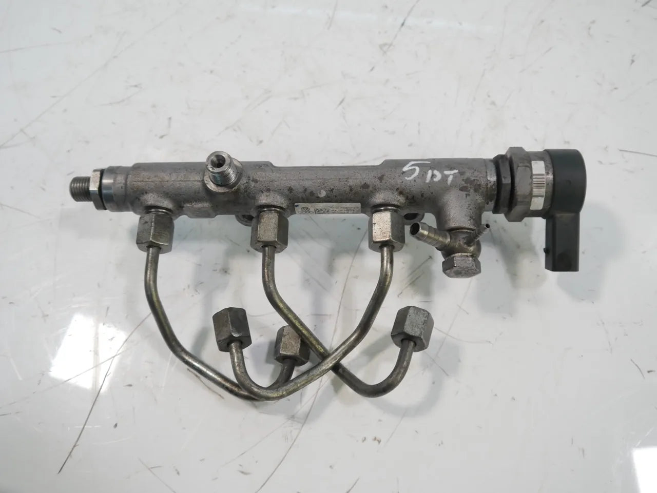 Tubo de raíl Audi A4 B8 A5 A6 C7 A7 3.0 TDI CDUC CDU 059130090CA