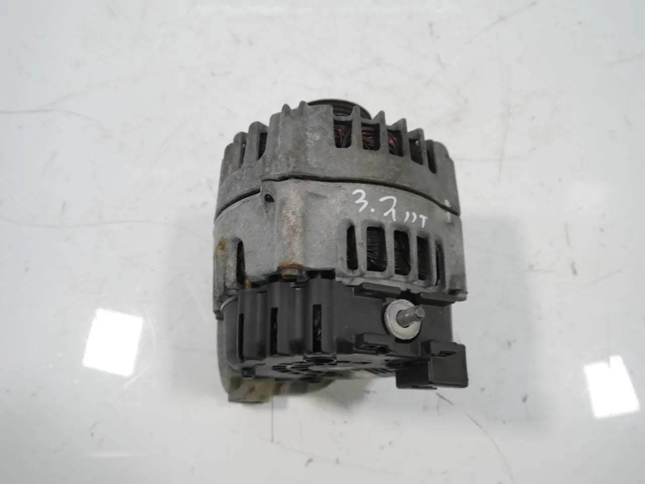 Alternador BMW X1 E84 2.0 sDrive 18d N47D20C N47 N47D20U0 7802261