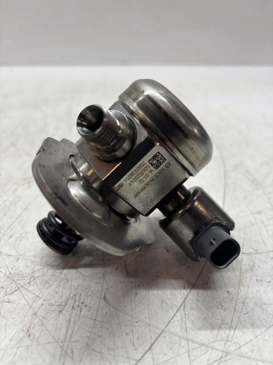 Bomba de combustible BMW X1 F48 2.0 xDrive 20i B48A20A B48 7636881